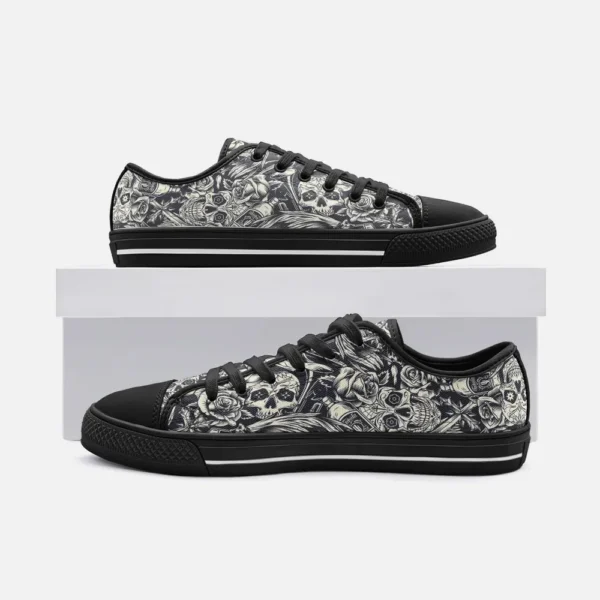 Silver-Skull-Low-Top-b1
